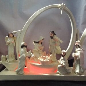 Crèche de Noël blanche